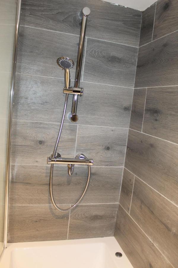 Albert Luxury Hottub & Jacuzzi Apartments Blackpool Esterno foto